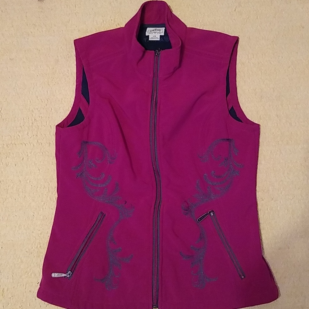 Ariat vest